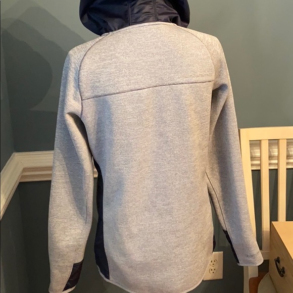 Under Armour Cold Gear hooded jacket - Picture 5 of 6